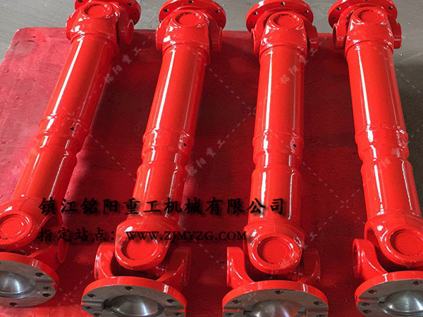 新式整體叉頭式萬向聯(lián)軸器是冶金、軋鋼等機(jī)械設(shè)備的優(yōu)選傳動(dòng)件-萬向聯(lián)軸器